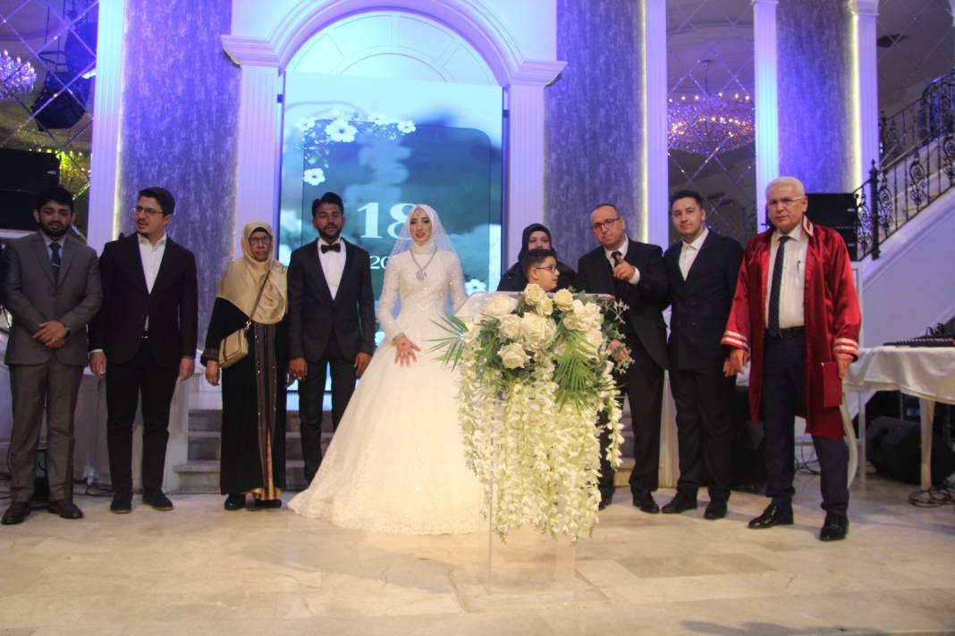 Konya Milletvekili nikah şahidi oldu 1